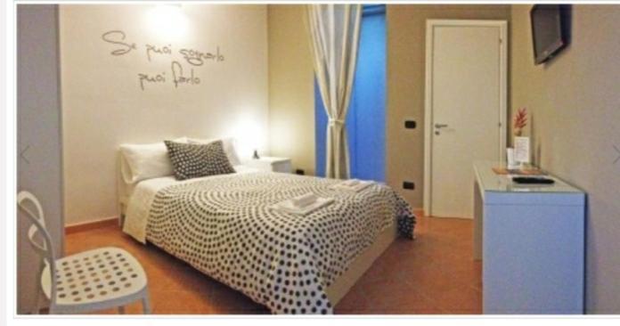 Bed And Breakfast Charming House Барлетта Экстерьер фото