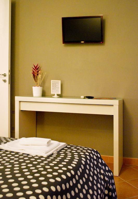 Bed And Breakfast Charming House Барлетта Экстерьер фото